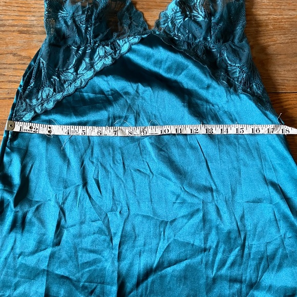 Never worn, no tags, satin and teal lace slip dress medium - Picture 5 of 7
